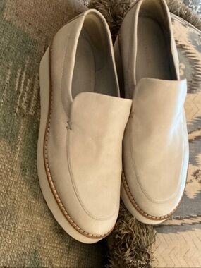 Vince Women's Slip-On Loafers in Light Beige-size 8